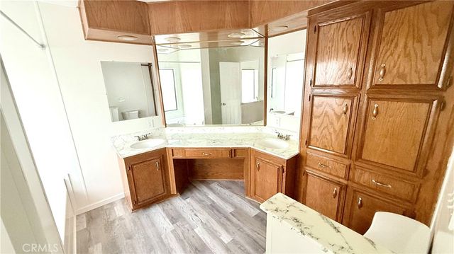 530 W Devonshire Avenue 65, Hemet, CA 92543