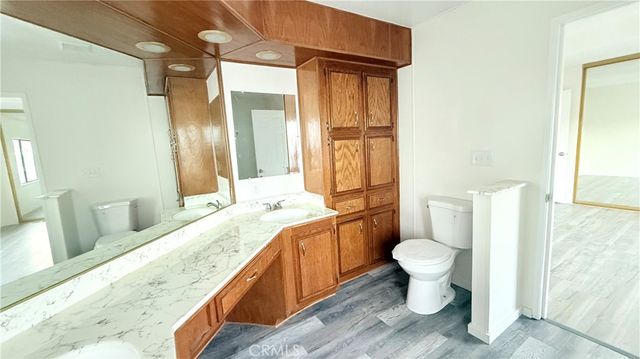 530 W Devonshire Avenue 65, Hemet, CA 92543