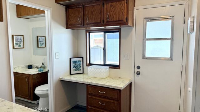 530 W Devonshire Avenue 65, Hemet, CA 92543