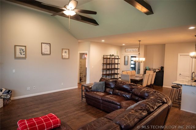 10102 S 230th East Avenue, Broken Arrow, OK 74014