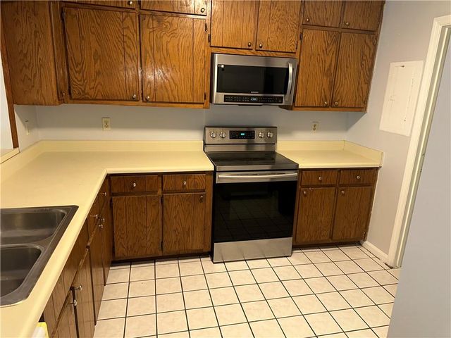 6042 Wintergreen Road, Norcross, GA 30093