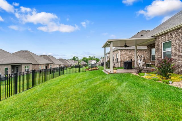 601 Preakness Way, Gallatin, TN 37066