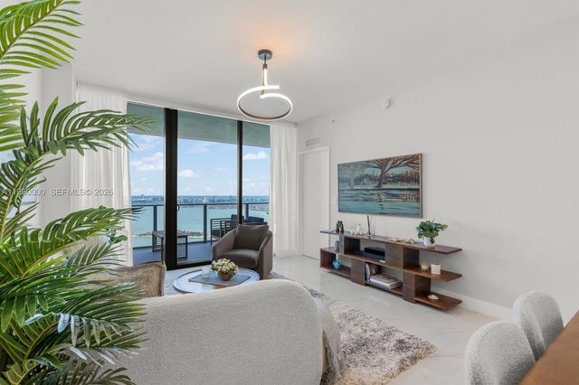 700 NE 24TH ST 3904, Miami, FL 33137