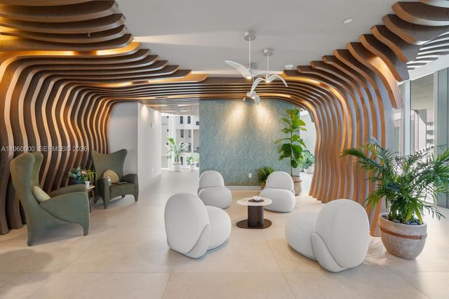 700 NE 24TH ST 3904, Miami, FL 33137