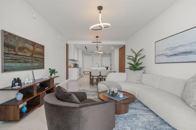 700 NE 24TH ST 3904, Miami, FL 33137