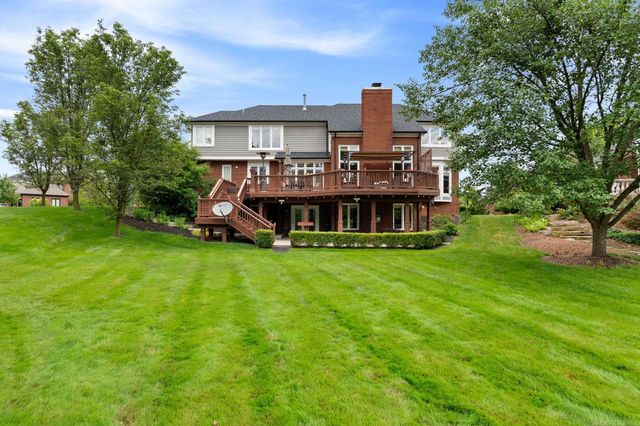 2250 Hawthorne Drive, Utica, MI 48316