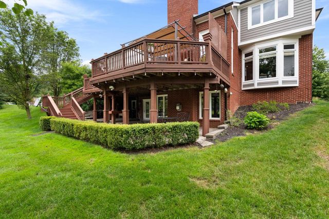 2250 Hawthorne Drive, Utica, MI 48316