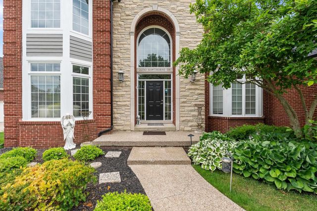 2250 Hawthorne Drive, Utica, MI 48316