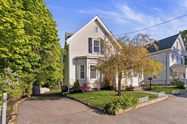 31 Station Street, Quincy, MA 02169