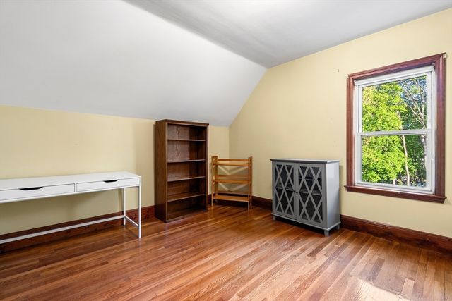 31 Station Street, Quincy, MA 02169