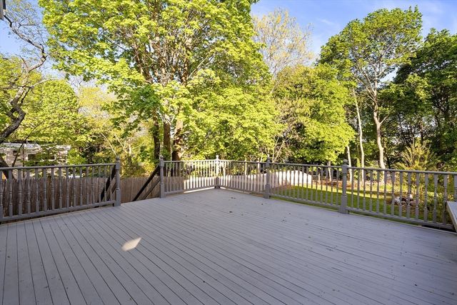 31 Station Street, Quincy, MA 02169