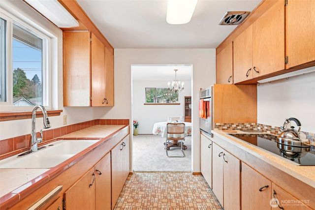 3409 SW Trenton Street, Seattle, WA 98126