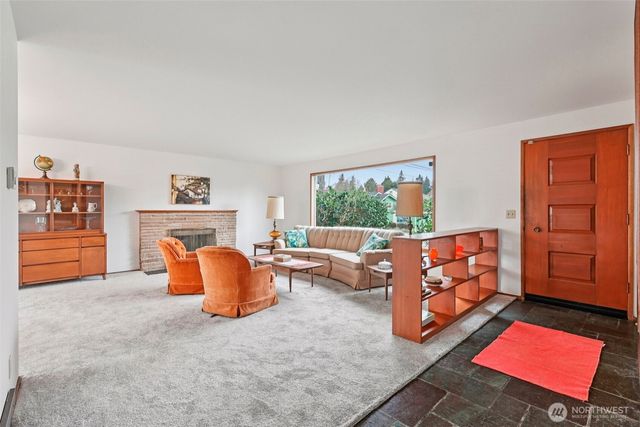 3409 SW Trenton Street, Seattle, WA 98126