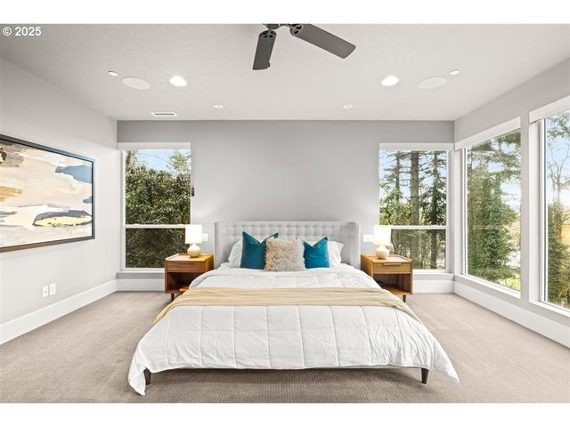 2193 Ne 3RD Ave, Camas, WA 98607