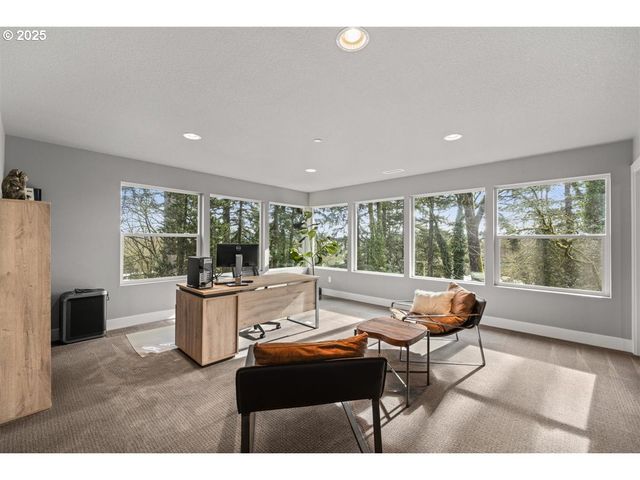 2193 Ne 3RD Ave, Camas, WA 98607