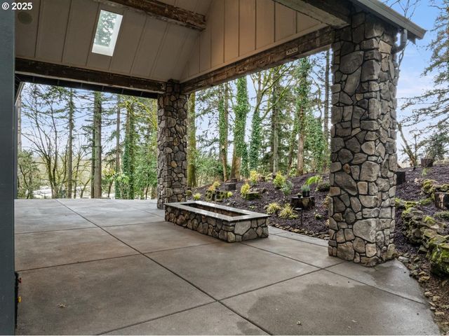 2193 Ne 3RD Ave, Camas, WA 98607