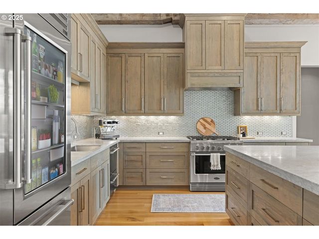 2193 Ne 3RD Ave, Camas, WA 98607