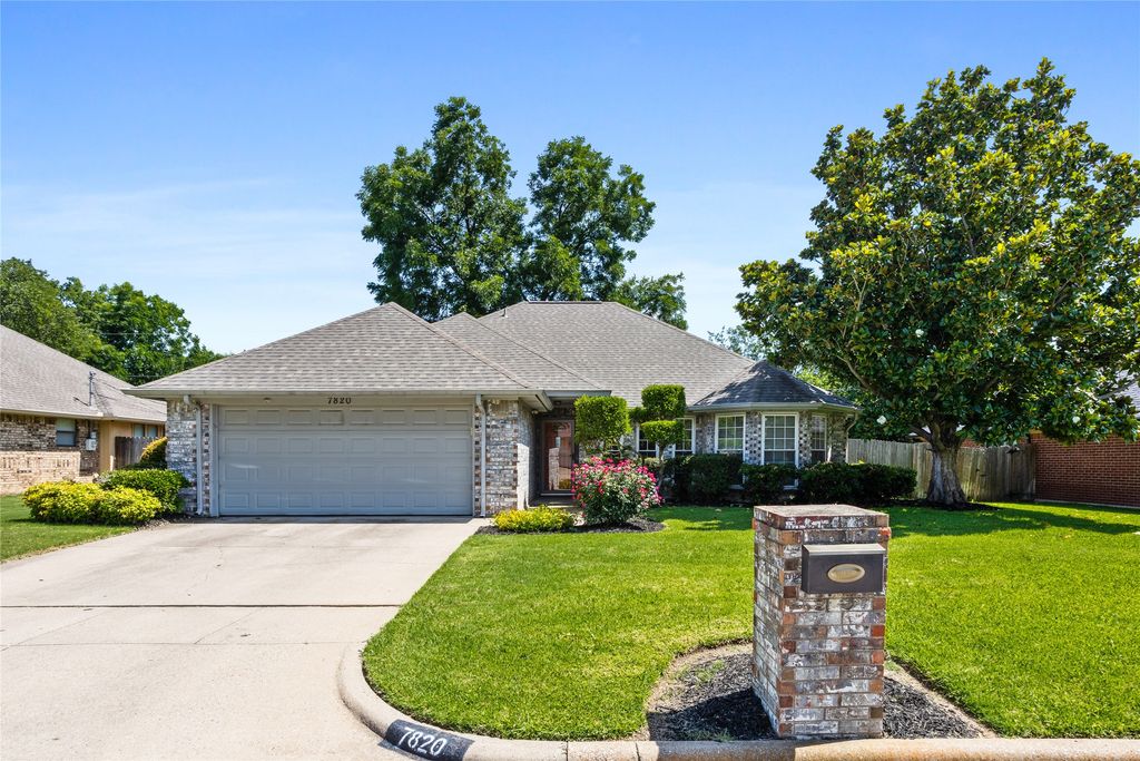 7820 Cortland Drive, North Richland Hills, TX 76182