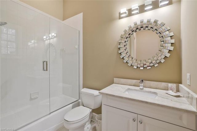 910 Villa Florenza DR, Naples, FL 34119