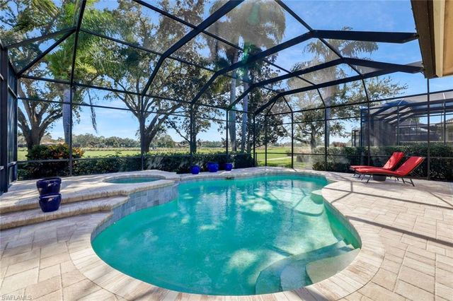 910 Villa Florenza DR, Naples, FL 34119