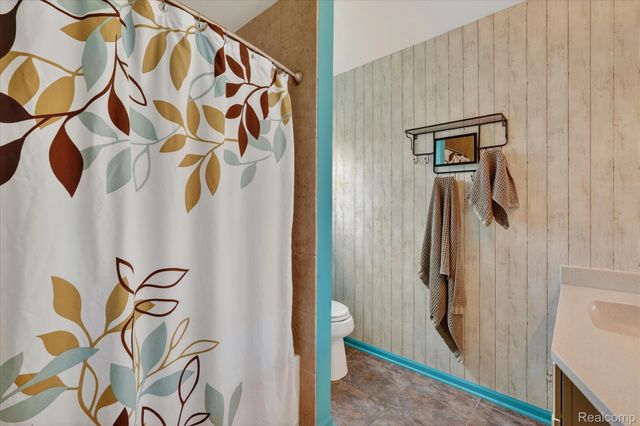 764 Town Trail, Pinckney Village, MI 48169
