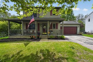 764 Town Trail, Pinckney Village, MI 48169