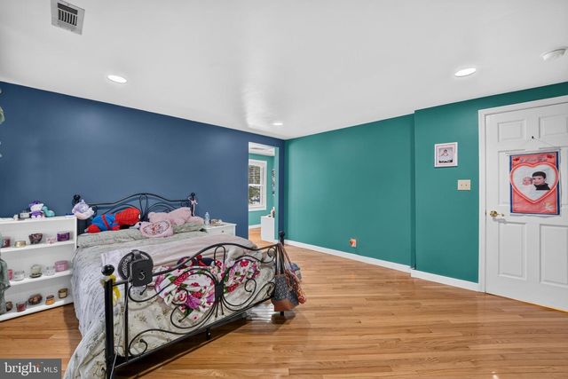 16201 POND MEADOW LN, Bowie, MD 20716