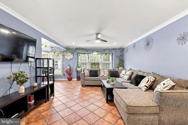 16201 POND MEADOW LN, Bowie, MD 20716
