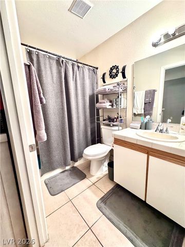 1600 North Torrey Pines Drive 101, Las Vegas, NV 89108