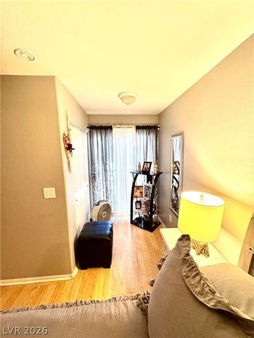 1600 North Torrey Pines Drive 101, Las Vegas, NV 89108