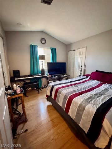 1600 North Torrey Pines Drive 101, Las Vegas, NV 89108