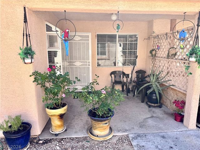 1600 North Torrey Pines Drive 101, Las Vegas, NV 89108