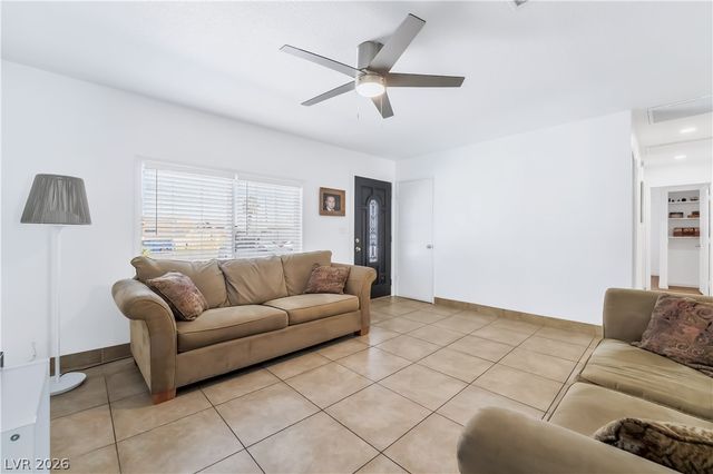 4971 Orinda Circle, Las Vegas, NV 89120