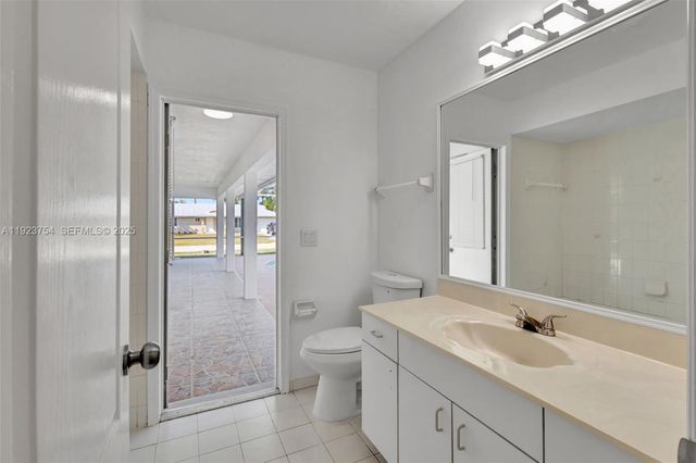 1321 SE Airoso Blvd, Port St. Lucie, FL 34983