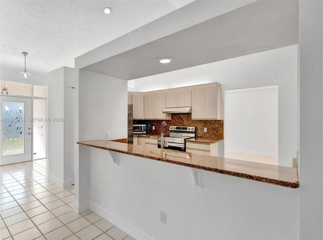 1321 SE Airoso Blvd, Port St. Lucie, FL 34983