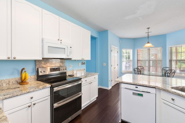 2800 Bottlebrush Court, Mount Pleasant, SC 29466