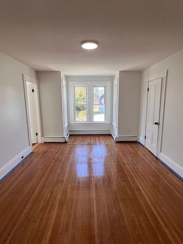 118 Temple St, Whitman, MA 02382