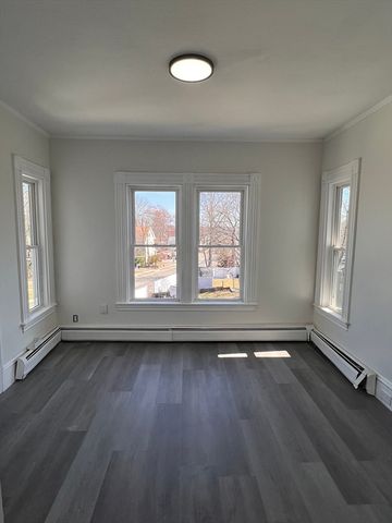 118 Temple St, Whitman, MA 02382