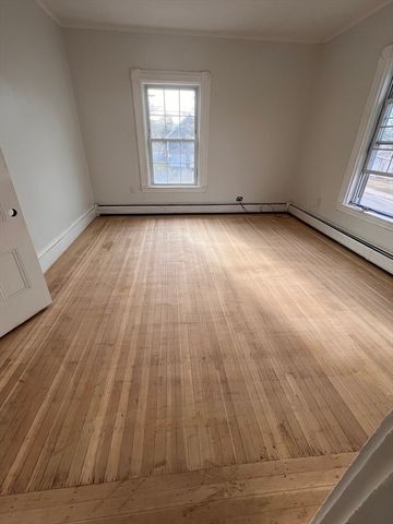 118 Temple St, Whitman, MA 02382