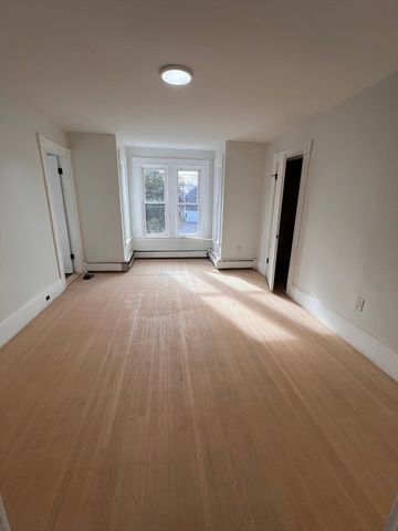 118 Temple St, Whitman, MA 02382