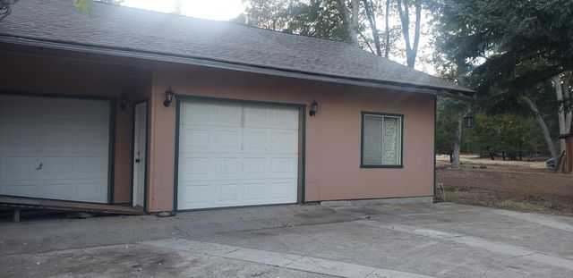 41077 Last Chance Lane, Fall River Mills, CA 96028