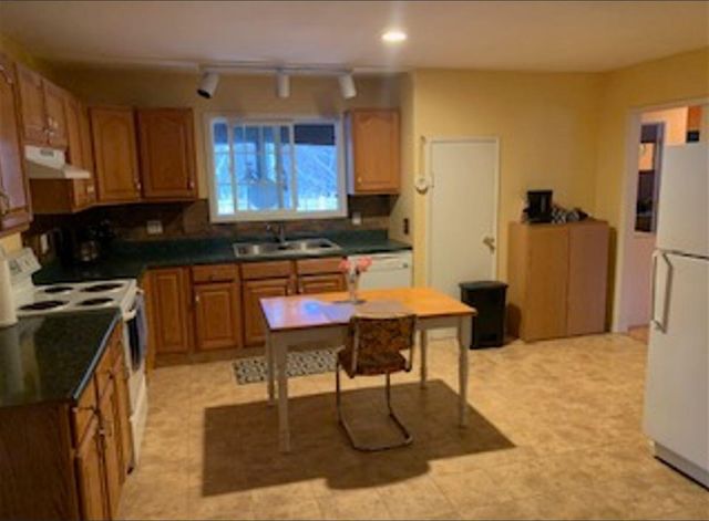 41077 Last Chance Lane, Fall River Mills, CA 96028