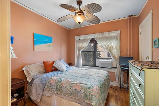 130 4TH AVENUE N 414, St Petersburg, FL 33701