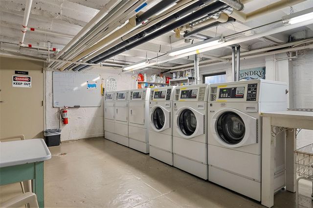 130 4TH AVENUE N 414, St Petersburg, FL 33701