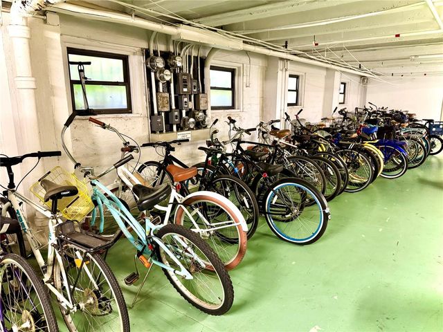 130 4TH AVENUE N 414, St Petersburg, FL 33701