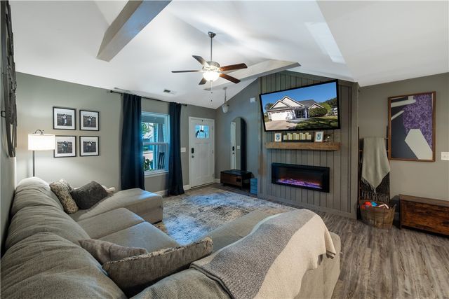 400 Green View Court, Westminster, SC 29693
