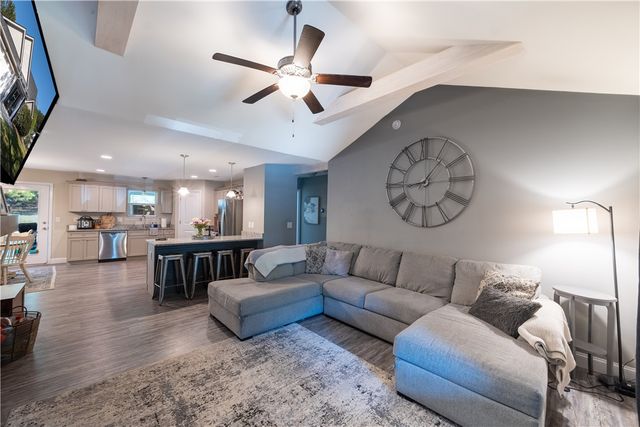 400 Green View Court, Westminster, SC 29693