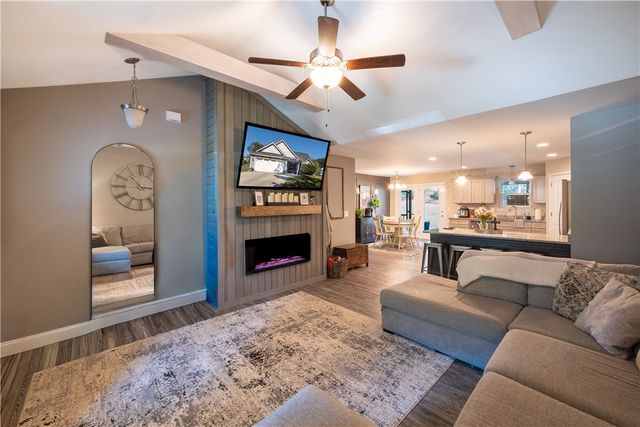 400 Green View Court, Westminster, SC 29693