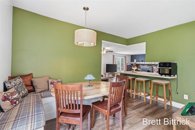 2810 20 Mile Road, Kent City, MI 49330