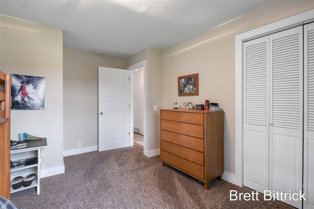 2810 20 Mile Road, Kent City, MI 49330